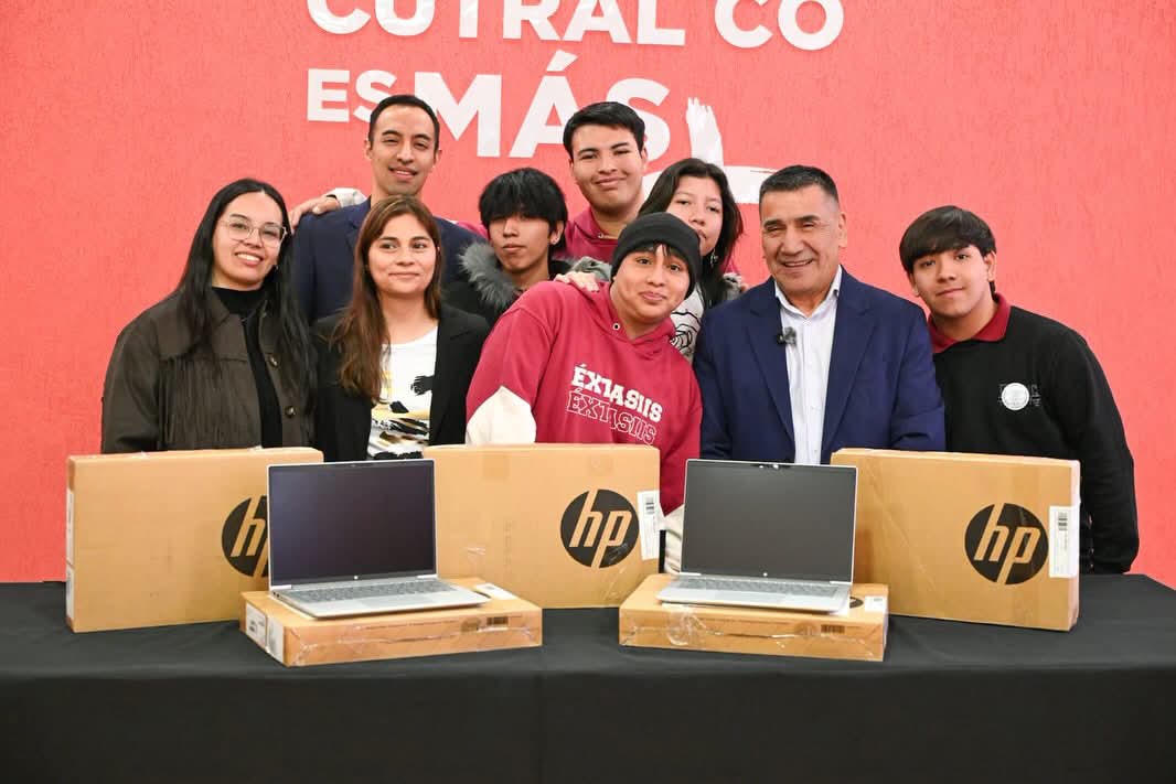 RECONOCIMIENTO A ALUMNOS DEL CPEM N° 20 POR SU PARTICIPACIÓN EN LA COPA ROBÓTICA 2026