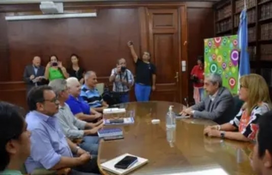CONTINÚA EL CONFLICTO DOCENTE EN LA PROVINCIA