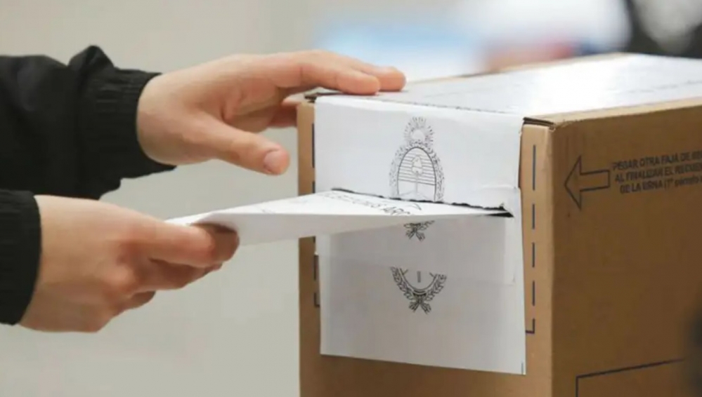 ELECCIONES DEL DOMINGO: MAÑANA SE INICIA LA CARGA DE URNAS