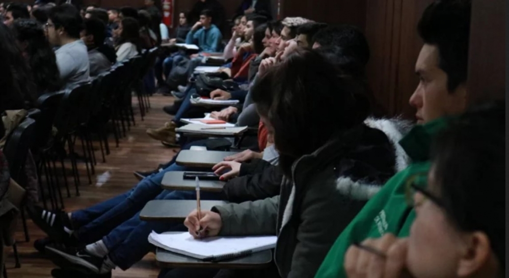 CURSOS NIVELATORIOS DE ABOGACÍA