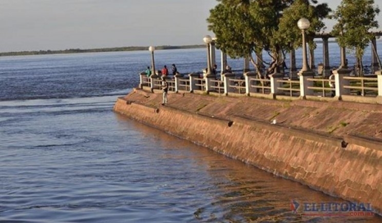 RÍO PARANÁ: EL NIVEL SE MANTENDRÍA OSCILANTE