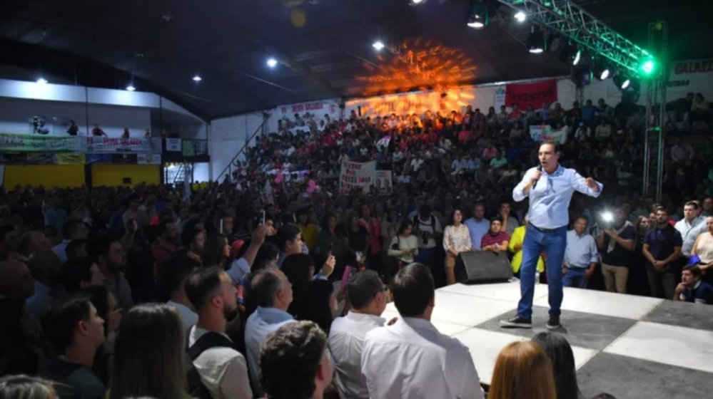 ANUNCIARON UN BÁSICO DE $ 150.000 PARA DOCENTES