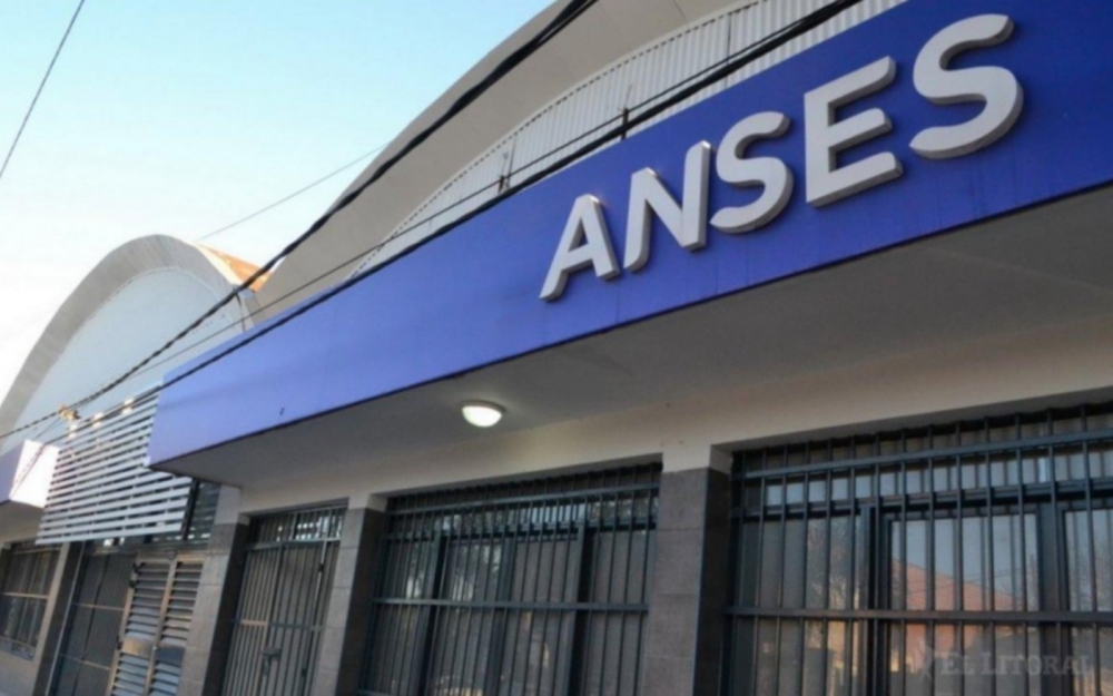 QUEJA DE ABOGADOS POR UNA DECISIÓN DE LA ANSES