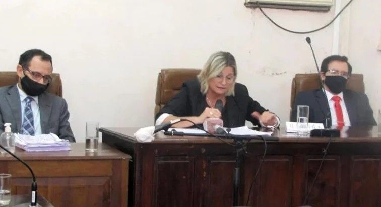 CONDENADO POR VIOLAR A SU HIJA
