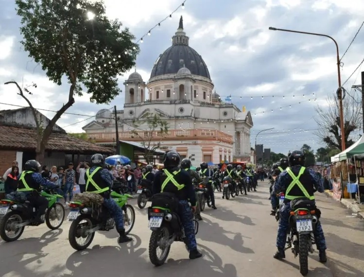 DISPOSITIVO DE SEGURIDAD Y DESVIÓ DE TRANSITO EN LA RN12