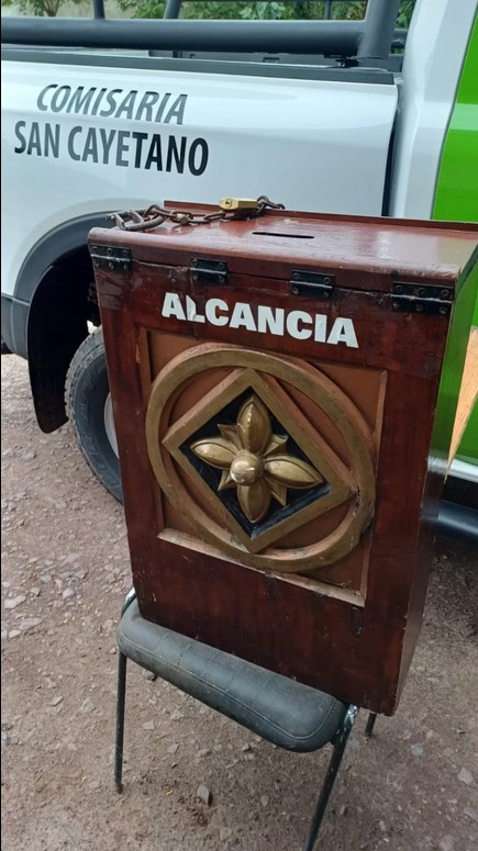 RECUPERARON LA ALCANCÍA ROBADA DEL SANTUARIO DE SAN CAYETANO