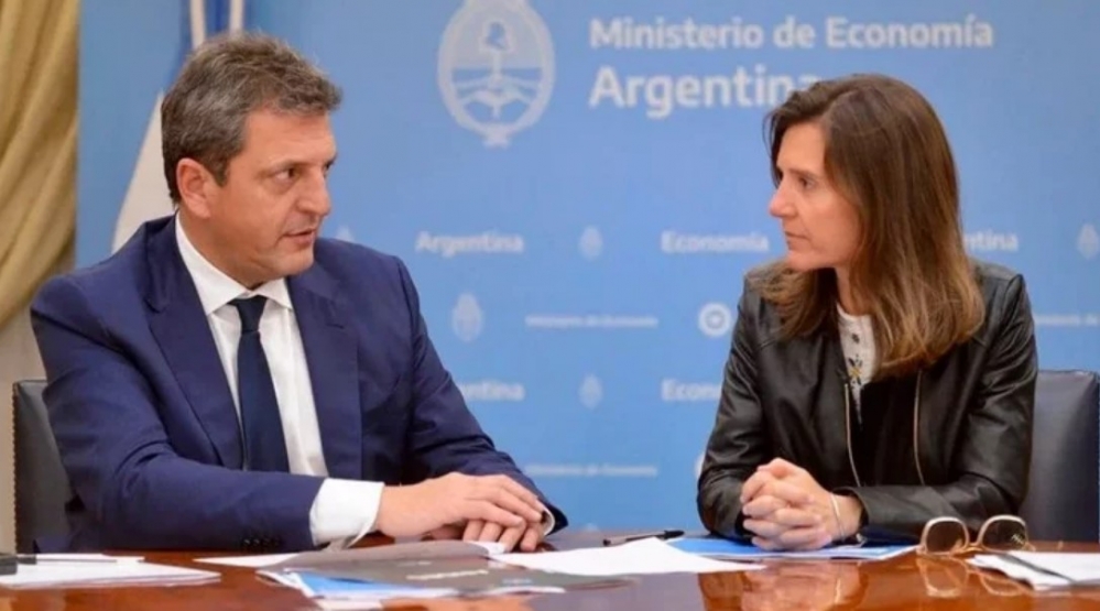 EL GOBIERNO PAGARÁ UN BONO DE $ 45.000