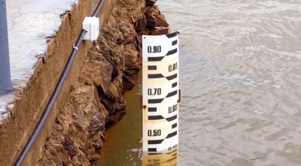 LEVE BAJA DEL RÍO PARANÁ