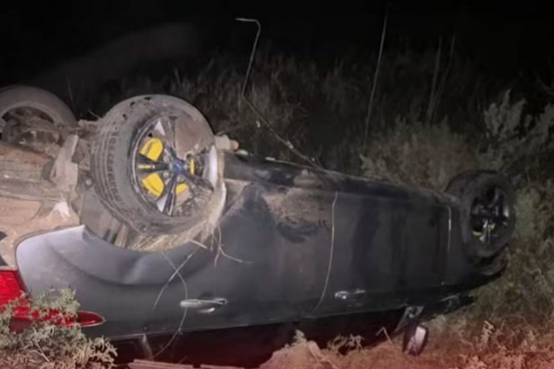 MURIÓ UNA MUJER EN EL VUELCO DE UN AUTOMÓVIL SOBRE LA RP129