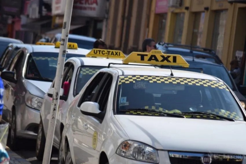 DESDE HOY AUMENTAN LOS TAXIS EN CORRIENTES