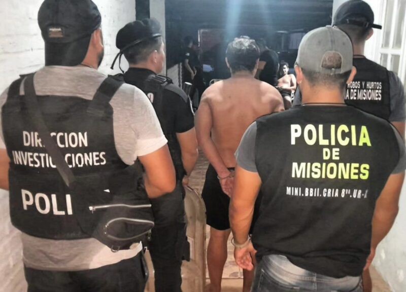 ATRAPAN EN MISIONES A UN DELINCUENTE QUE ROBABA EN MOCORETÁ