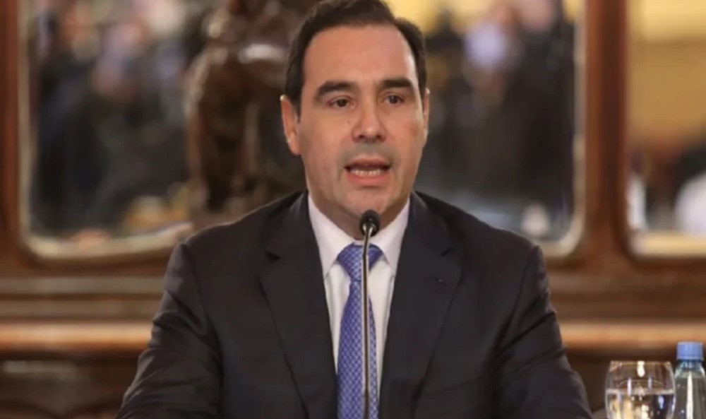 EL GOBERNADOR VALDÉS CONFIRMÓ UN NUEVO AUMENTO SALARIAL