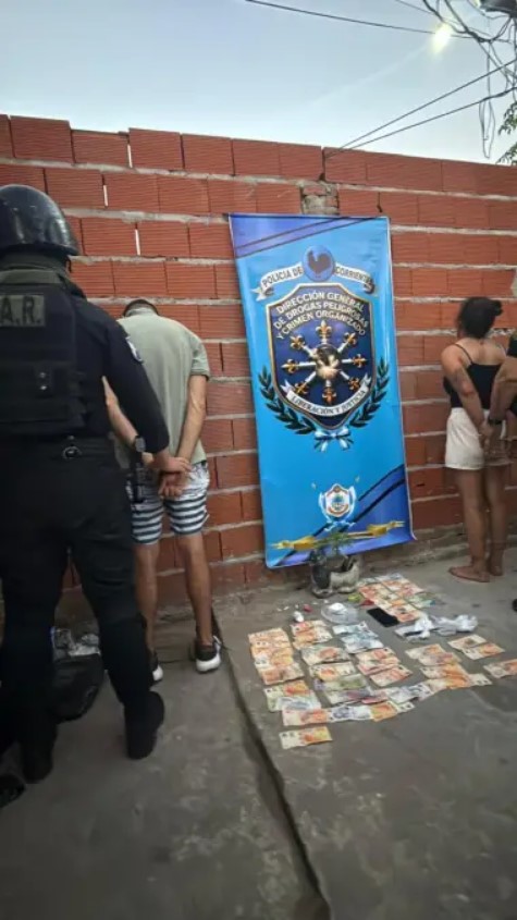 DOS DETENIDOS POR NARCOMENUDEO EN UN BARRIO DE CORRIENTES
