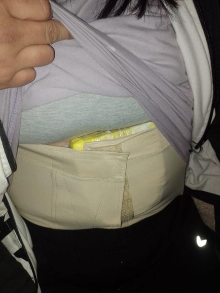 DETIENEN A MUJER QUE VIAJABA HACIA CORRIENTES CON 4 KILOS DE COCAÍNA
