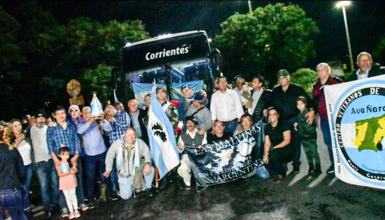REGRESARON A CORRIENTES LOS EX COMBATIENTES QUE VIAJARON A MALVINAS