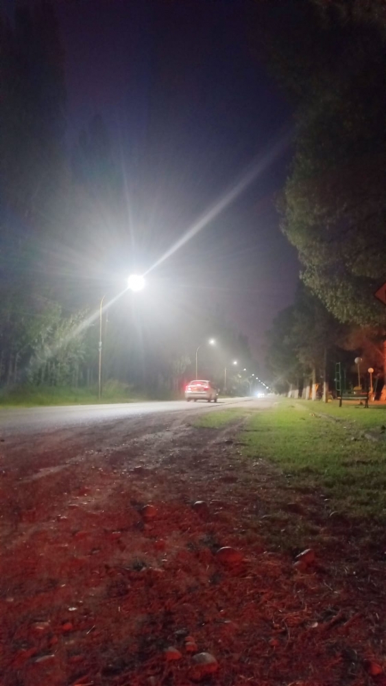 Brilla la Entrada a la Provincia Del Neuquen, Vista Alegre Norte consigue Luminaria.