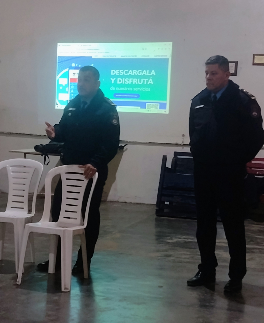 CENTRO DE MONITOREO Y UN NUEVO MOVIL POLICIAL PARA LA LOCALIDAD DE VISTA ALEGRE.
