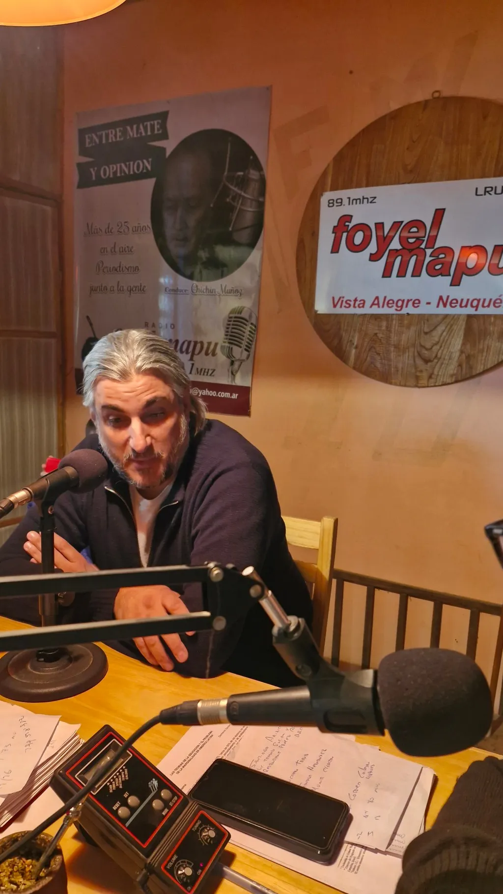 SANTIAGO ARIZIO, ANTE EL PROYECTO DE ACCIÓN DE REPOBLACION COMUNITARIA ARCA, PRESENTADO EN VISTA ALEGRE.