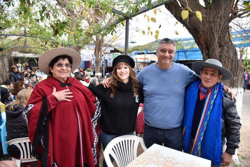 Carlos Ortega celebró el Día de la Independencia cerca de los vecinos