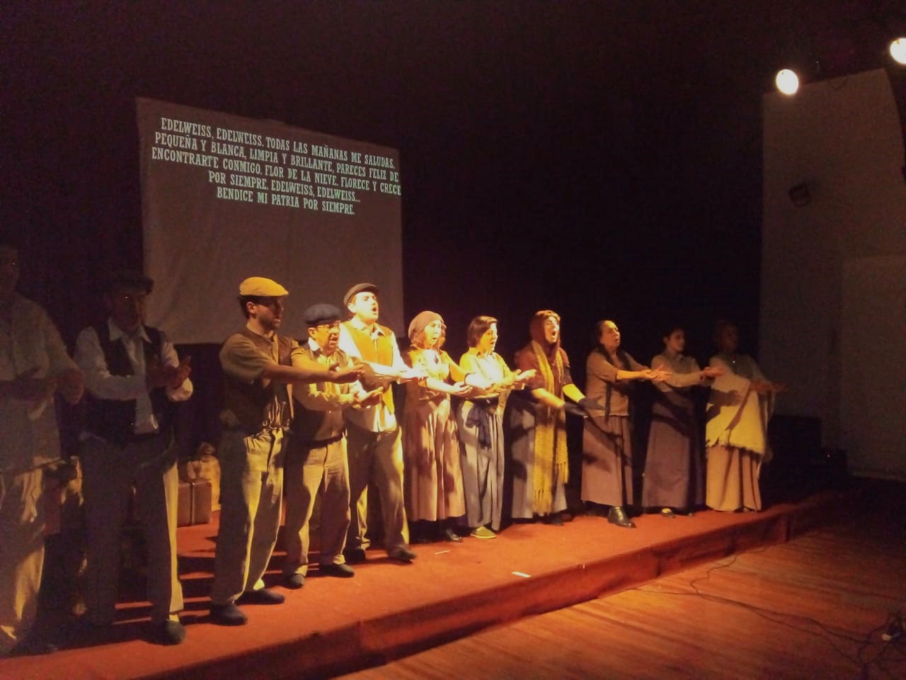 Con una “noche lírica” y a sala llena, cerró el ciclo “Primavera Clásica”