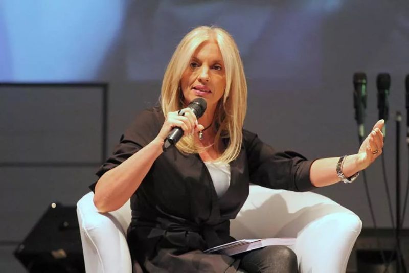 Alejandra Stamateas se presentará en Campana