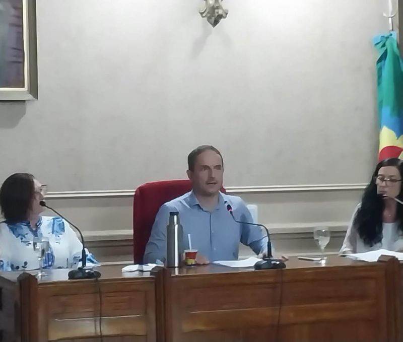 El Intendente Sebastián Abella presidió la sesión inaugural del H.C.D