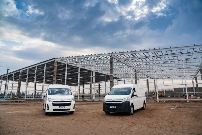 Toyota fortalece su operación en el país con la producción de un nuevo modelo en la planta de Zárate