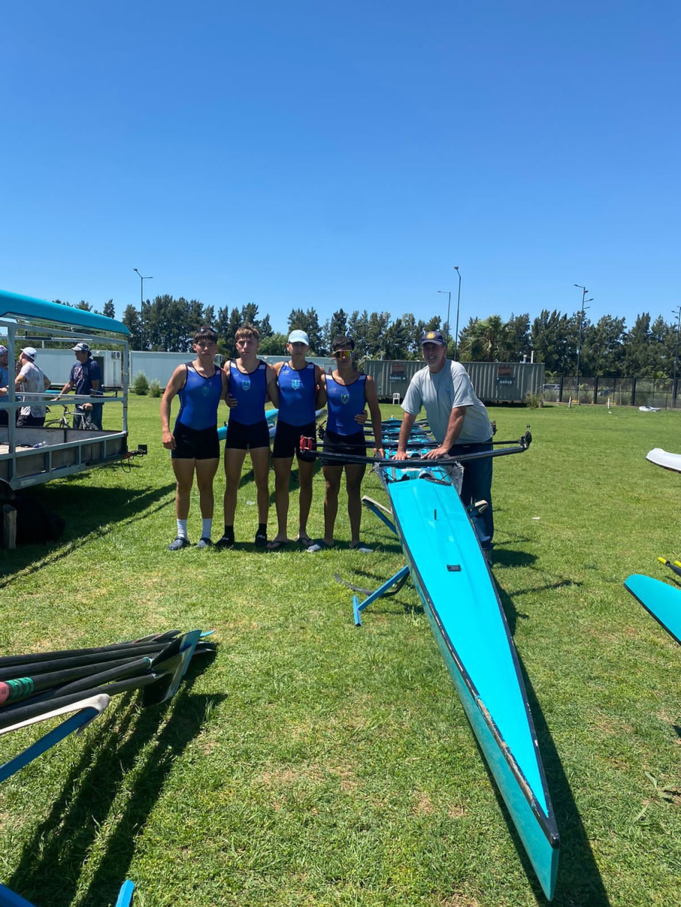 Remo TRES CAMPEONATOS PARA EL CAMPANA BOAT CLUB