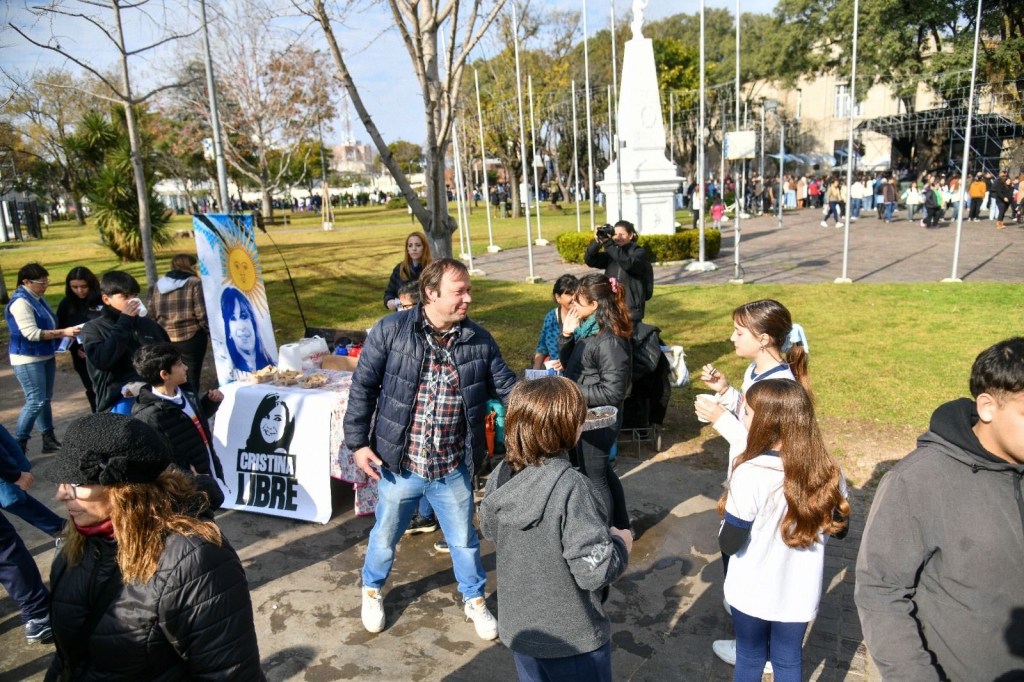 Campana se suma a la campaña federal “Argentina con Cristina”