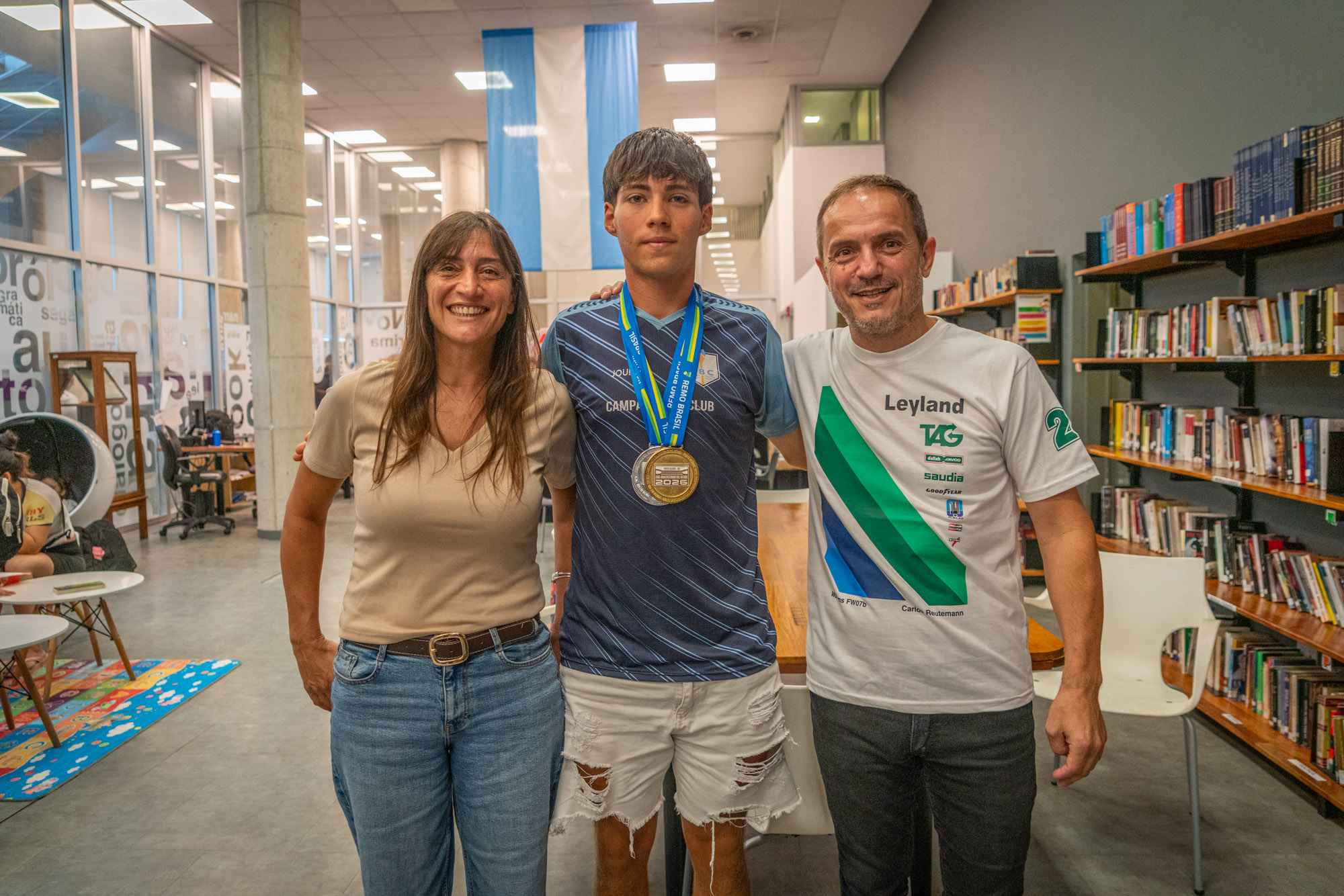 Abella felicitó al remero Ignacio Bazán, flamante Campeón Sudamericano