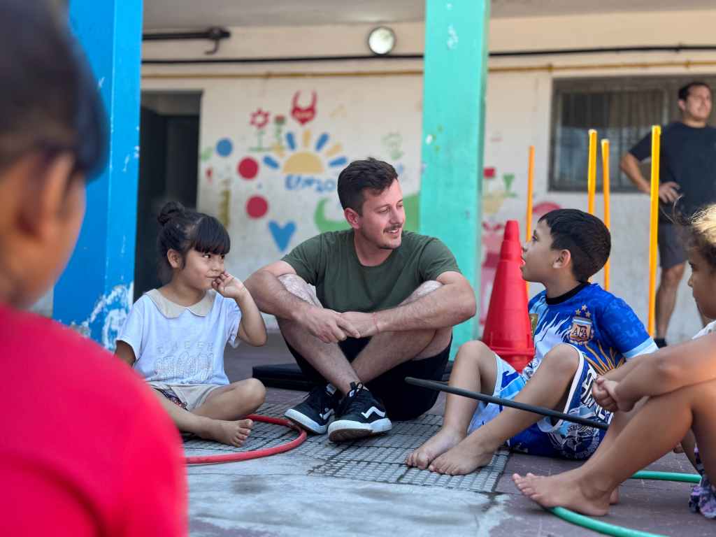 Alejo Sarna: “Las Escuelas Abiertas de Verano son una gran propuesta educativa y recreativa gratuita para los chicos"