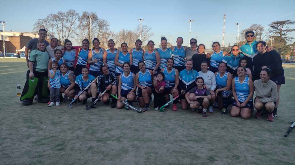 Hockey femenino : EMPATE DE LOCAL DEL CBC