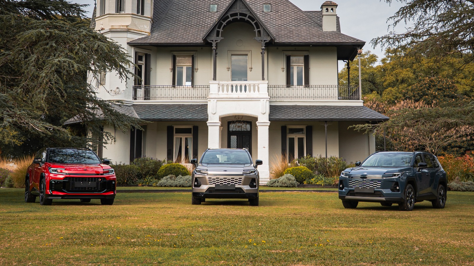 Toyota amplía su line-up de electrificados en Argentina bajo su visión Beyond Zero: nueva RAV4 híbrida enchufable y su primer vehículo 100% eléctrico, el nuevo bZ4X