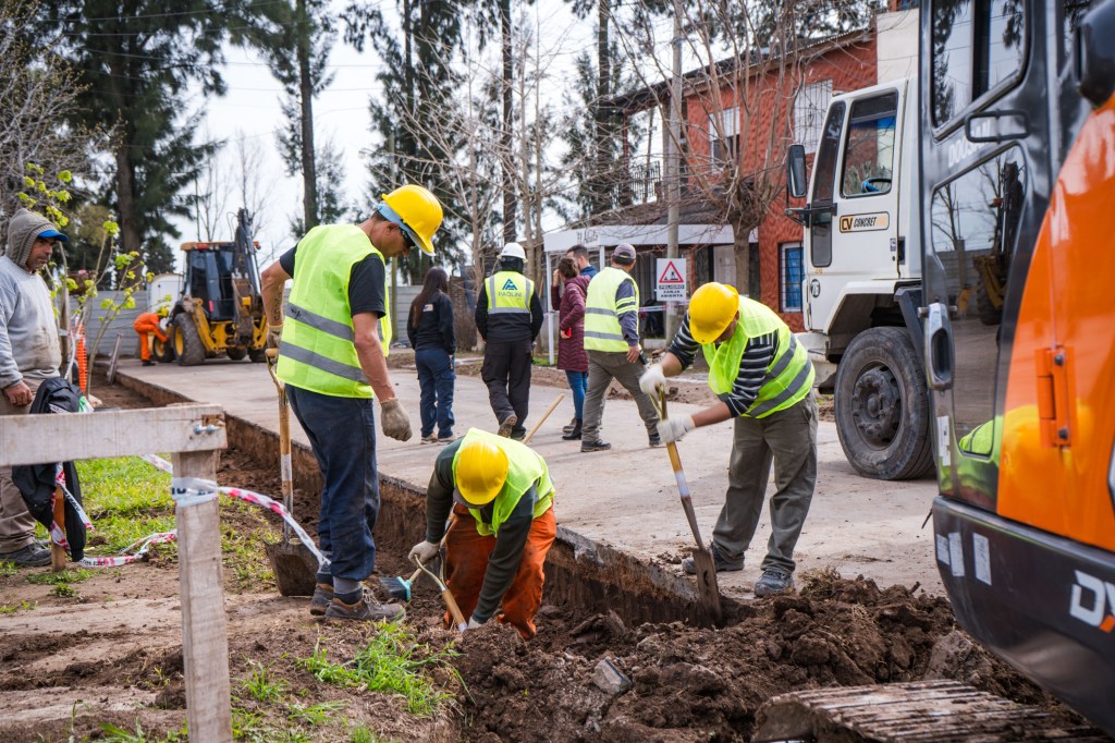 El Municipio comenzó otra obra clave para las familias del barrio Las Campanas