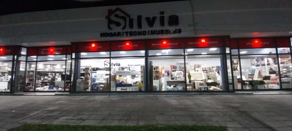 Inauguró Casa Silvia en Campana