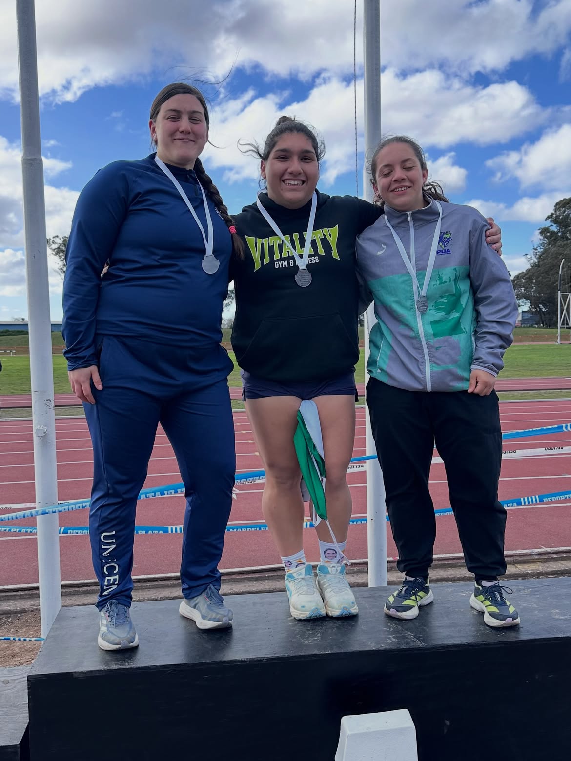 Ornella Pérez marcó un nuevo récord nacional en Lanzamiento de Bala U18