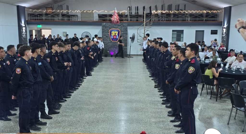 El Intendente acompañó el cierre de año de los Bomberos Voluntarios