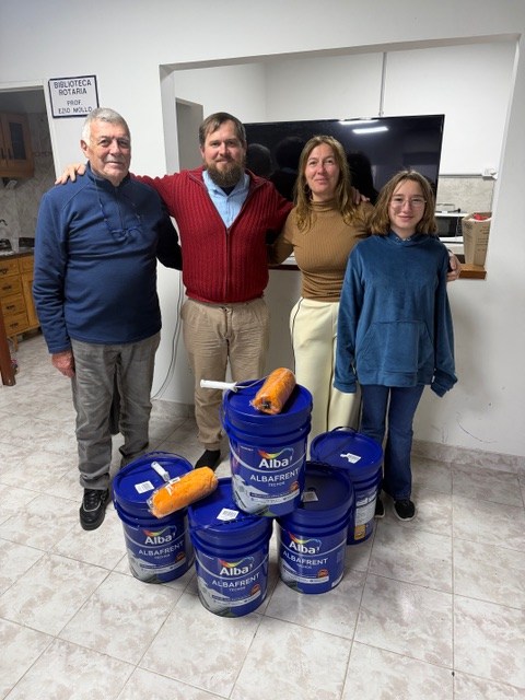 ROTARY CLUB CAMPANA DONACIÓN DE PINTURA