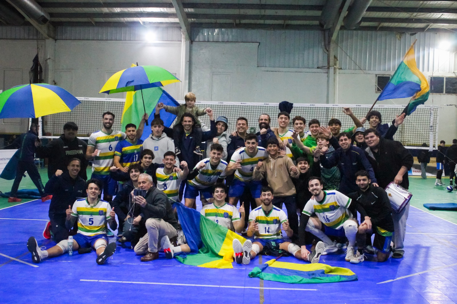 El C.C.C venció a Vélez y aseguró su pase a los playoffs de la División de Honor