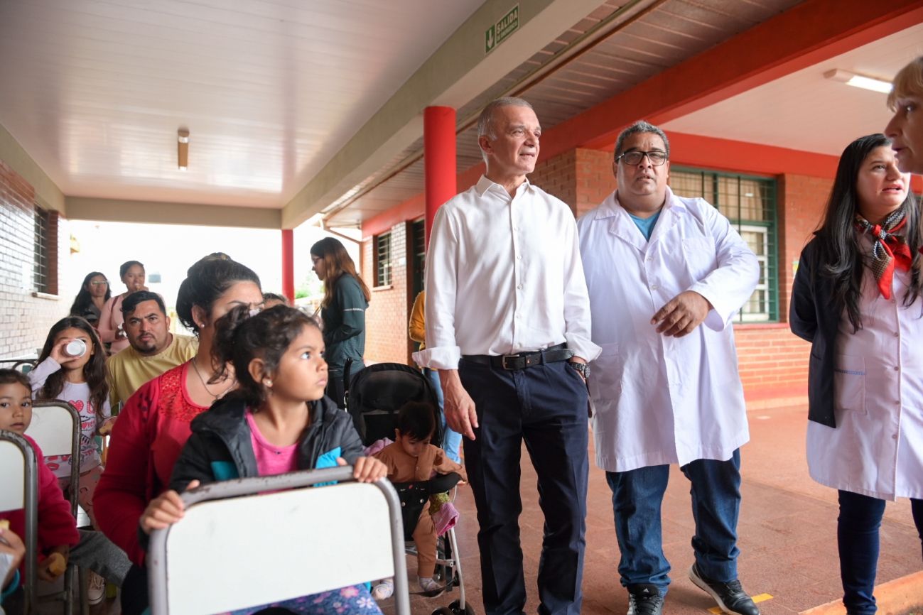 CARLOS ARCE ACOMPAÑÓ EL PAS EN POSADAS