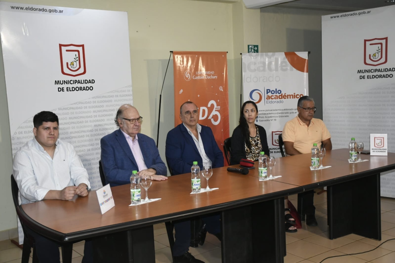 Eldorado: Nuevas carreras de Kinesiología y Fisiatría.