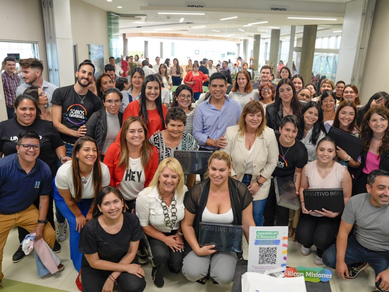 Entregaron 164 Tablets a promotoras de géneros y diversidad de la provincia