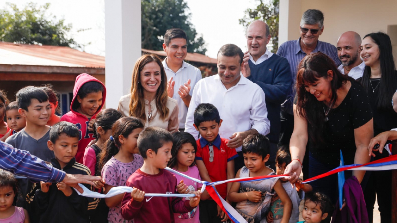 En Misiones, Tolosa Paz y el gobernador Ahuad inauguraron obras de integración socio urbana en Puerto Esperanza