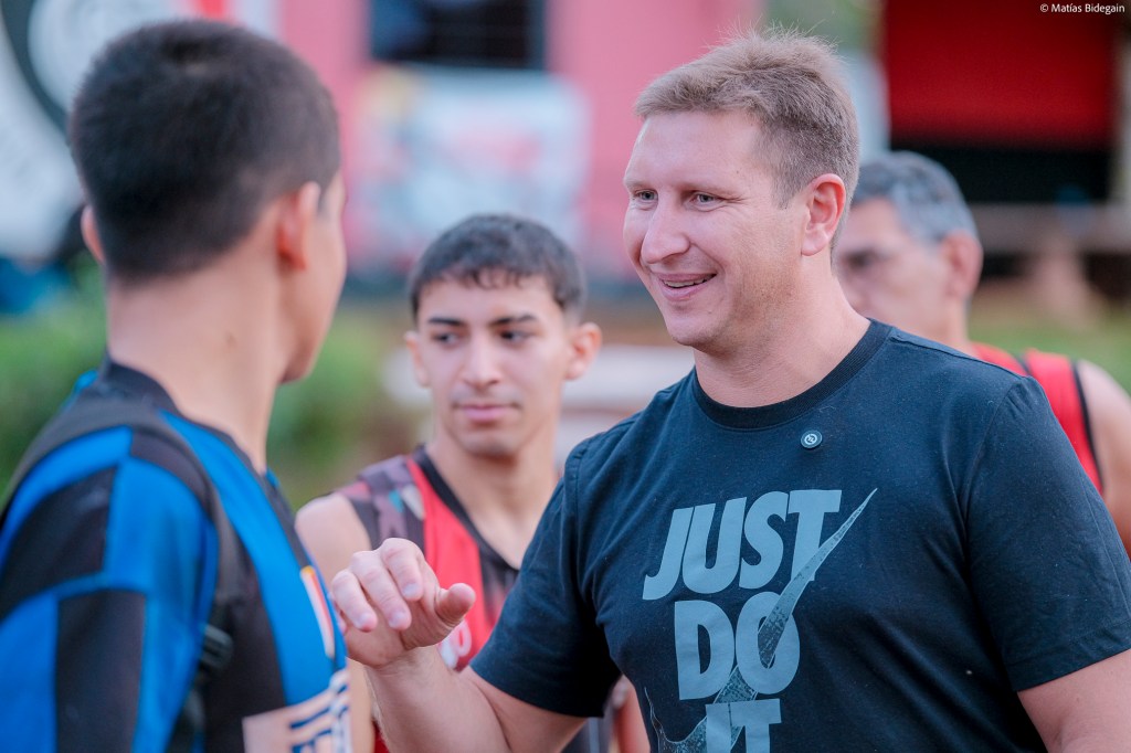 Sebastián Macías: "Hay que impulsar el deporte en cada comunidad"