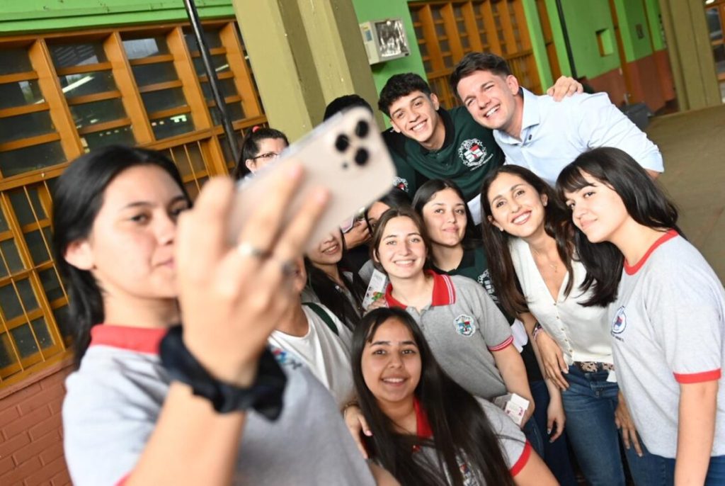 La Vice en tu Escuela llegó a Leandro N. Alem