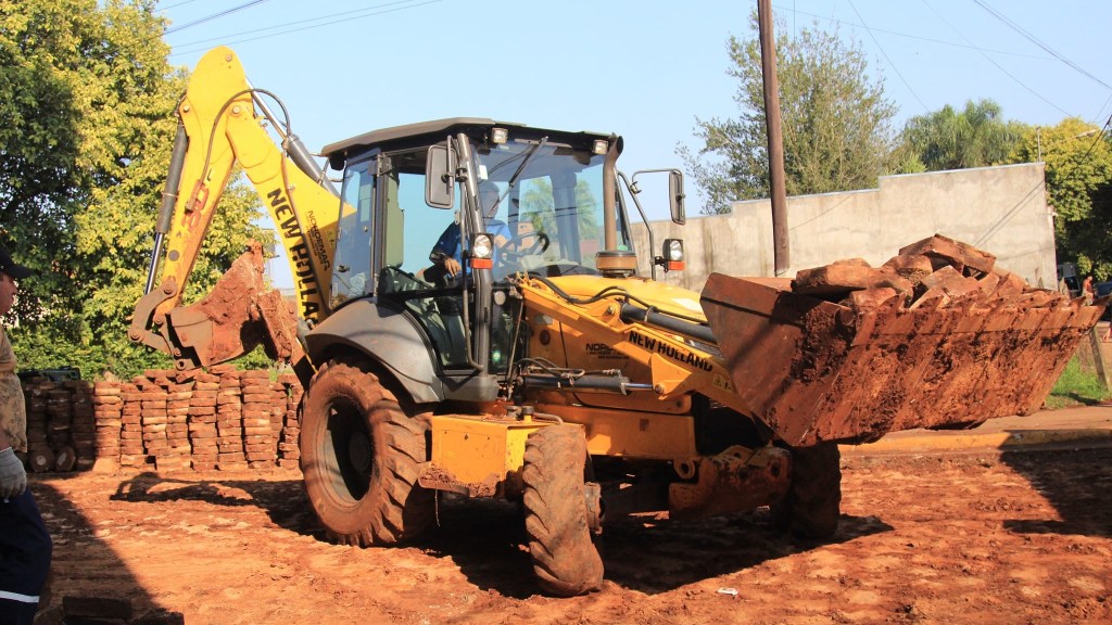 Eldorado: comienzan las obras del asfaltado de la calle Agrimensor Pomar