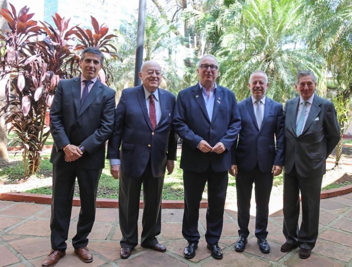 MISIONES EJEMPLO DE ROBUSTEZ ECONÓMICA, POLÍTICA E INSTITUCIONAL.