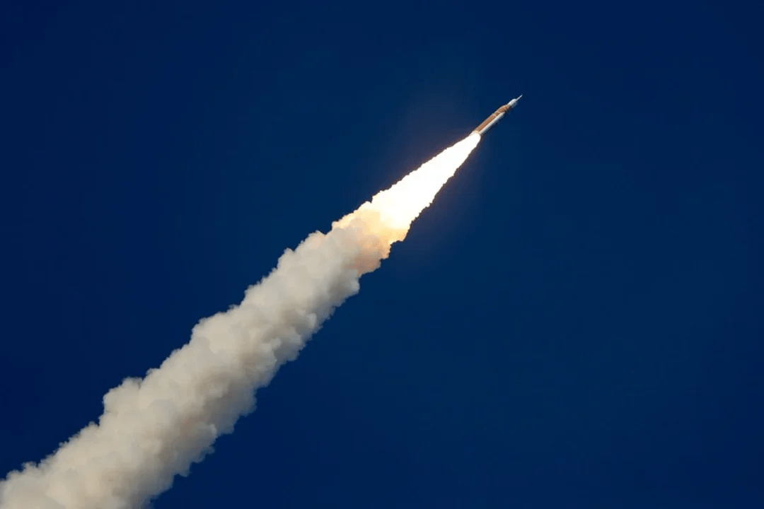 La misión Artemis II ya está a mitad de camino hacia la Luna