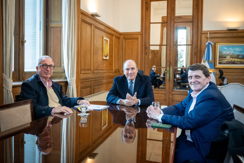 PASSALACQUA SOLICITÓ A NACIÓN APOYO PARA AVANZAR CON OBRAS CLAVES PARA EL DESARROLLO MISIONERO