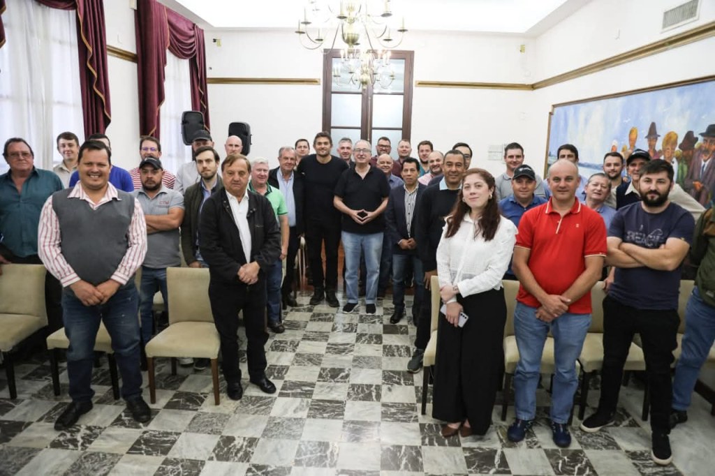 EL GOBIERNO DE MISIONES AFIANZA EL TRABAJO JUNTO A LAS MÁS DE 10.000 FAMILIAS PRODUCTORAS DE TABACO DE LA PROVINCIA